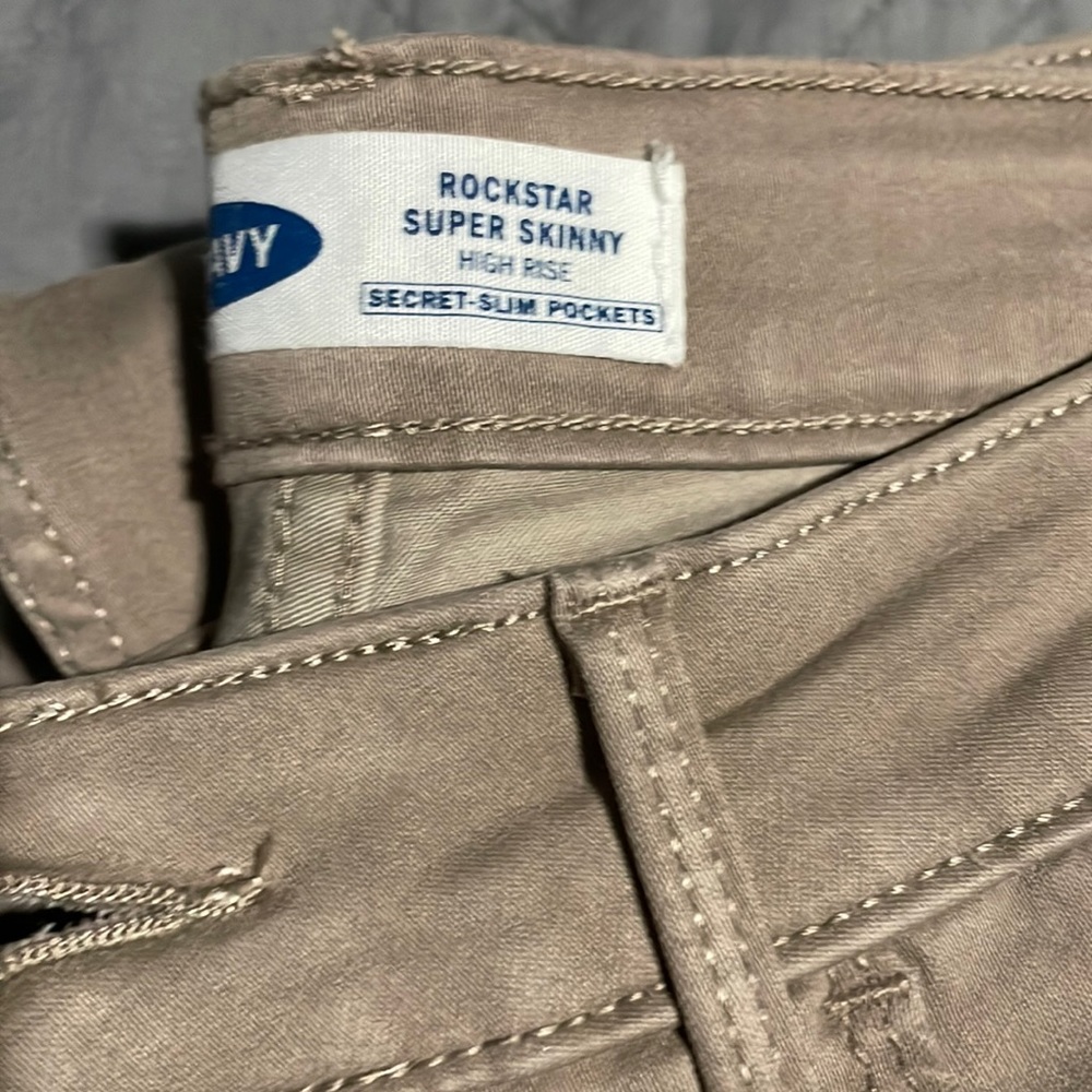 Old Navy Rockstar Super Skinny High Rise jeans, size 10 petite
